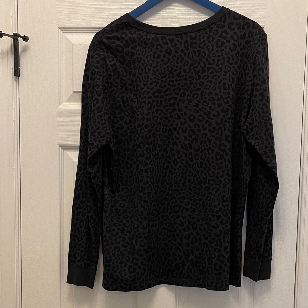Nike Black Leopard Print Long Sleeve Top - Picture 4 of 4